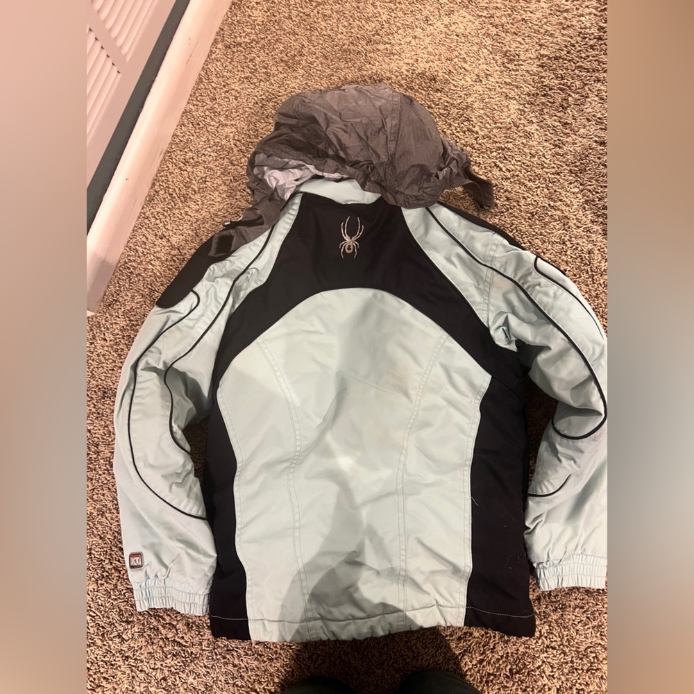 Spyder Kids' Light Gray and Black Ski Jacket